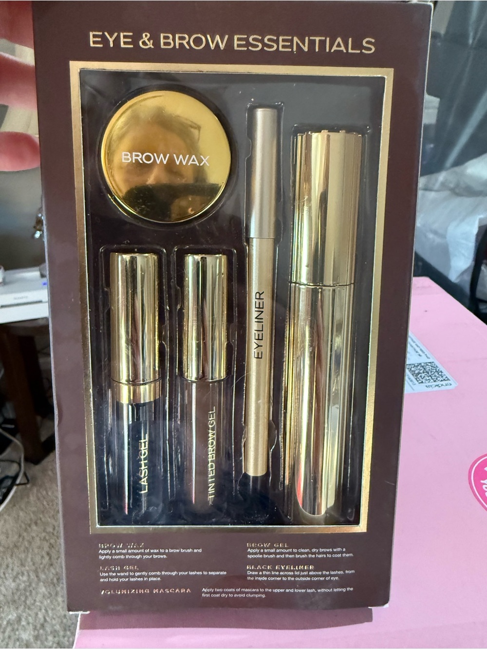 Eye & Brow Essentials Makeup Kit - Gold Accents